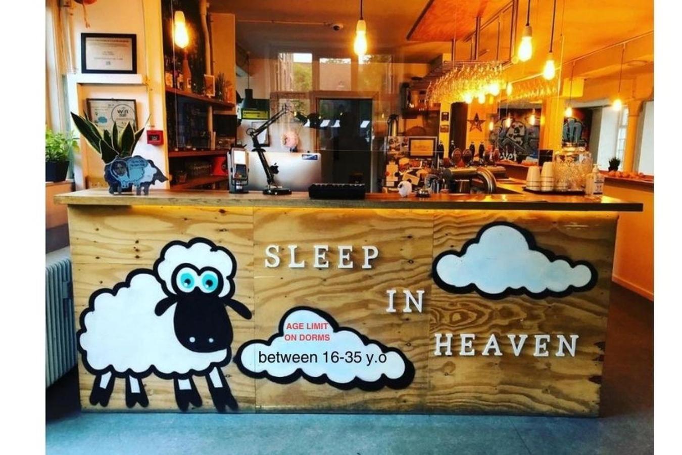 Sleep In Heaven Hostel Copenhagen Exterior photo